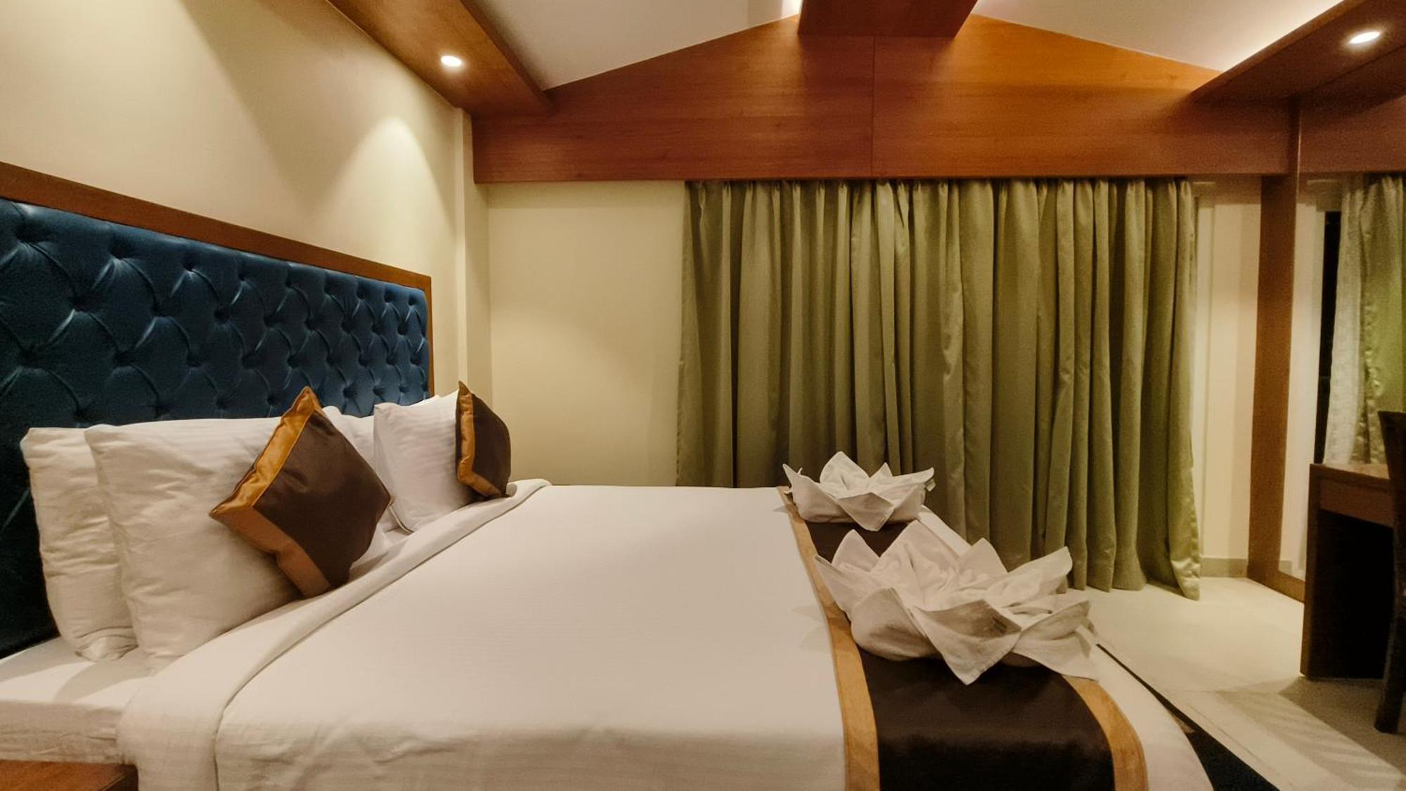Luxury Amar Tree Resort Mandarmani Bagian luar foto