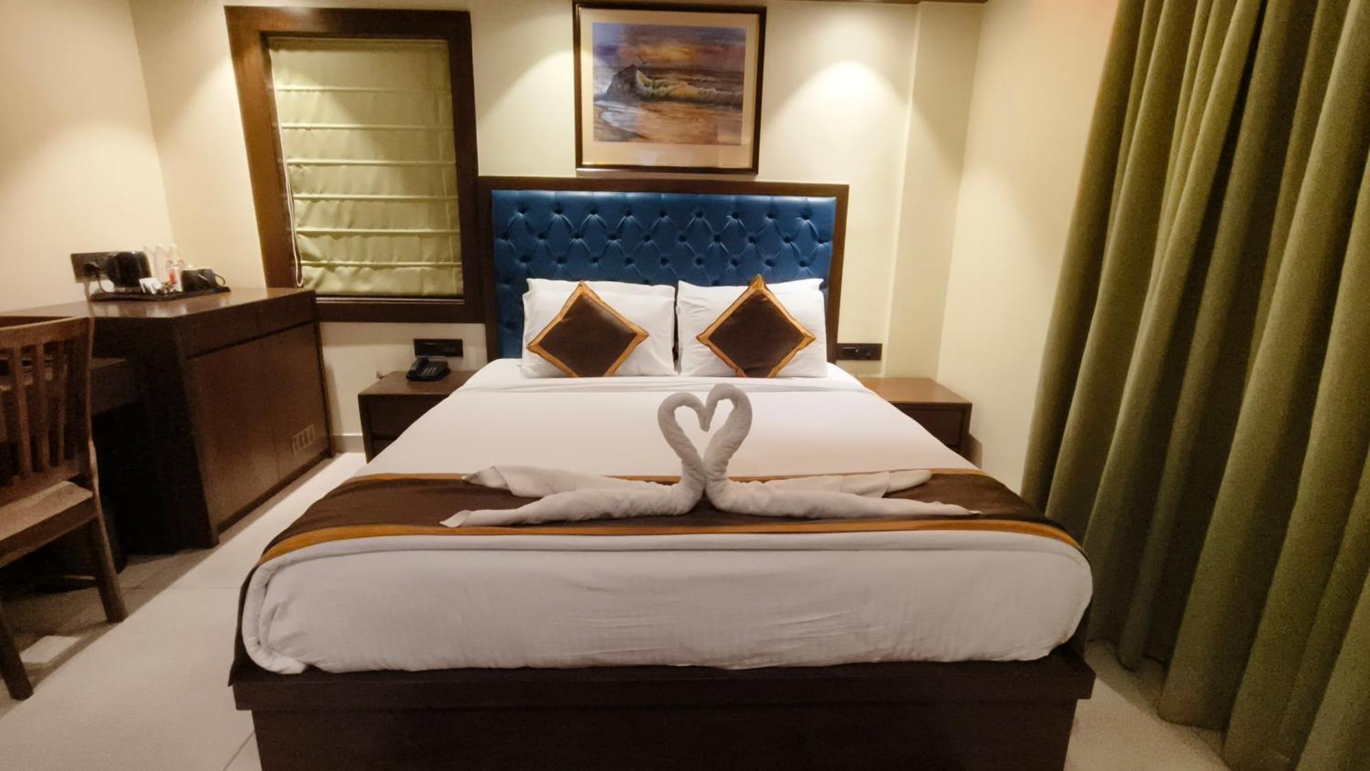 Luxury Amar Tree Resort Mandarmani Bagian luar foto