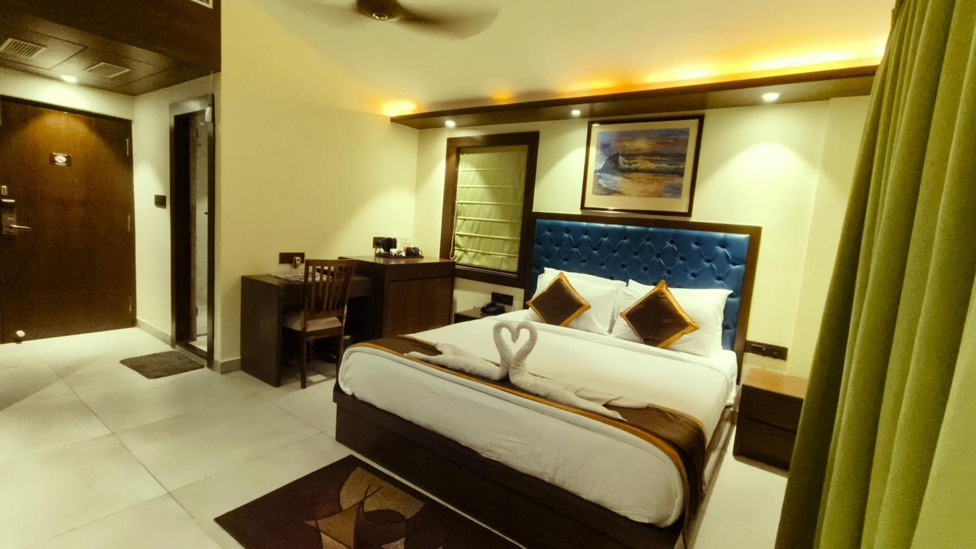 Luxury Amar Tree Resort Mandarmani Bagian luar foto